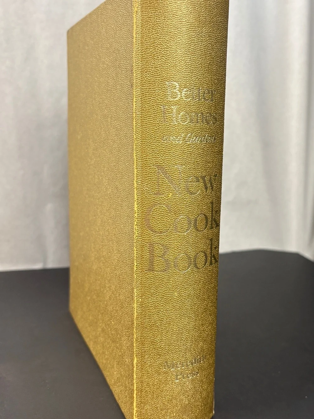Better Homes And Gardens New Cook Book Souvenir Edition 1965 Gold Hardcover
